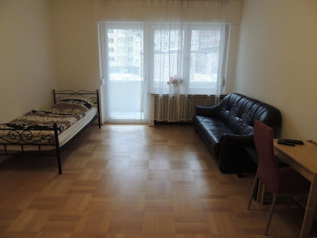 Schoenes Apartment In Essen Quarto foto